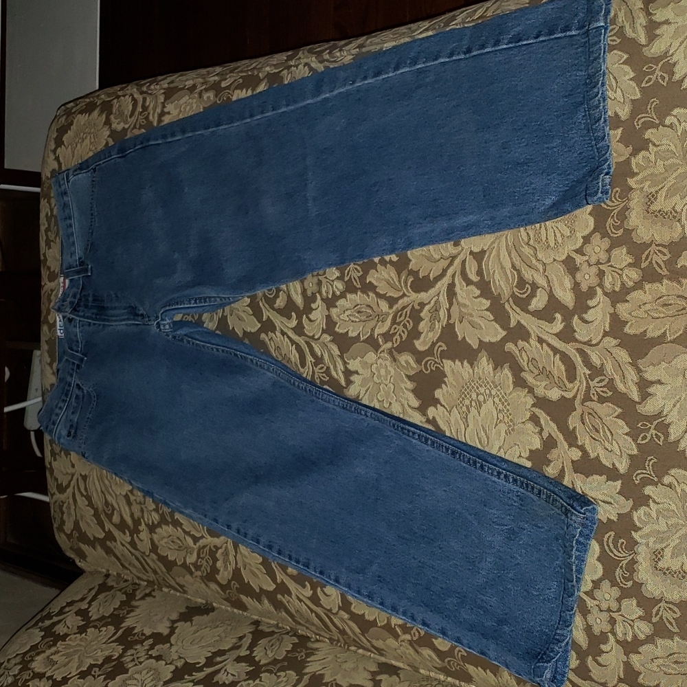 Men's 236 Denizen from Levi's jeans